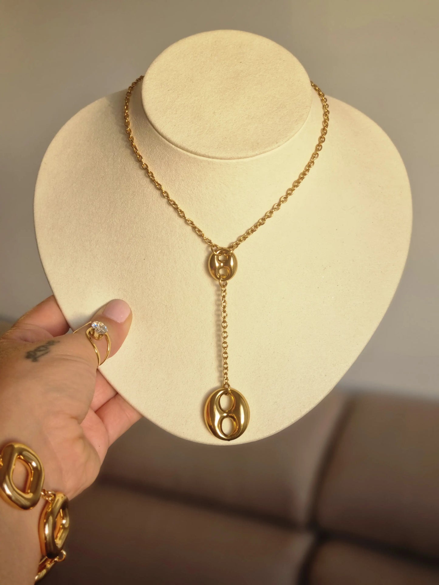 Collier Astra