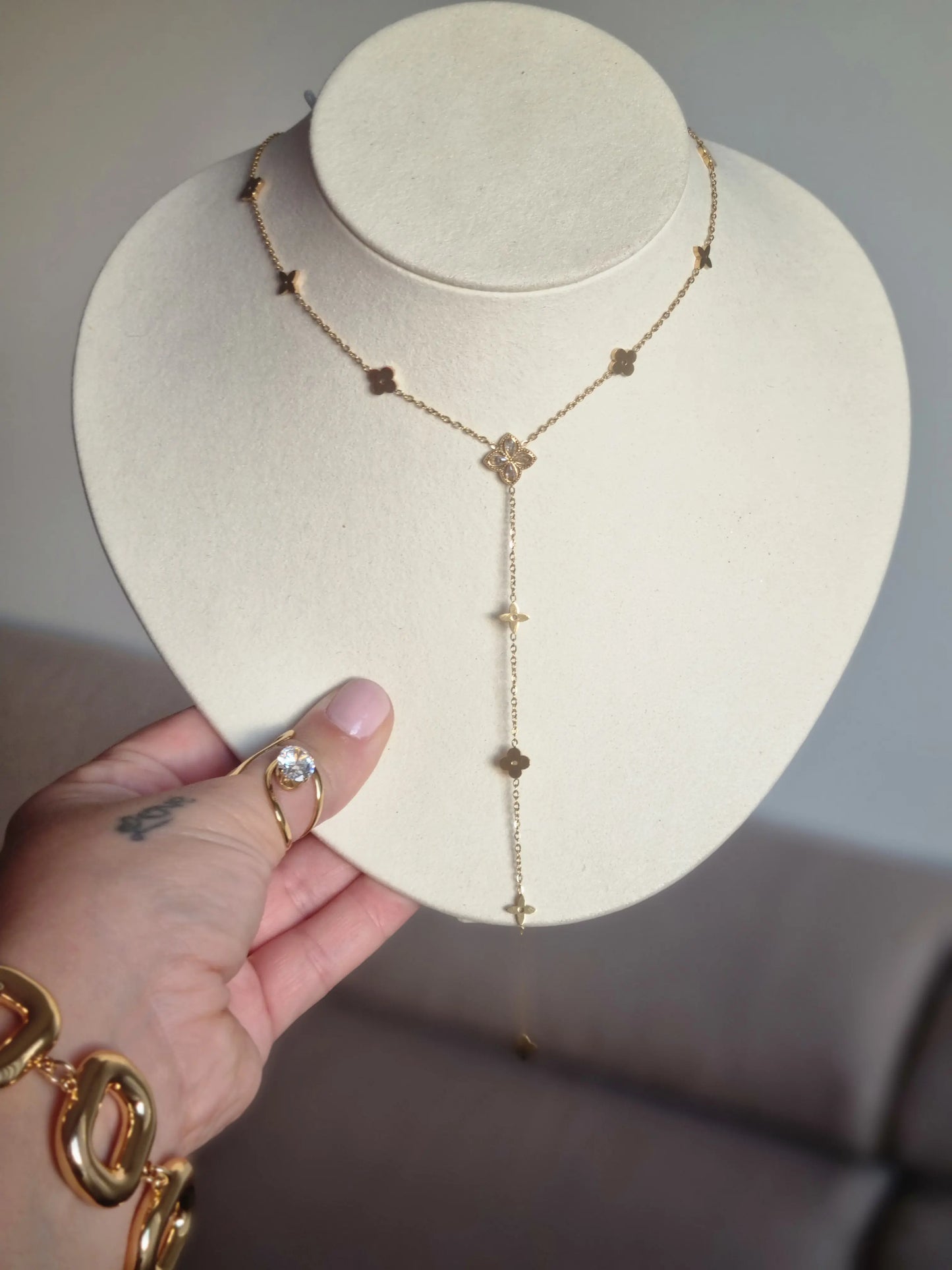 Collier Lyra